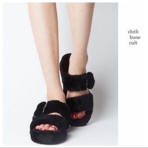 ✨New✨ UGG Black Fuzz Yeah Birkenstock-Style SLIDES